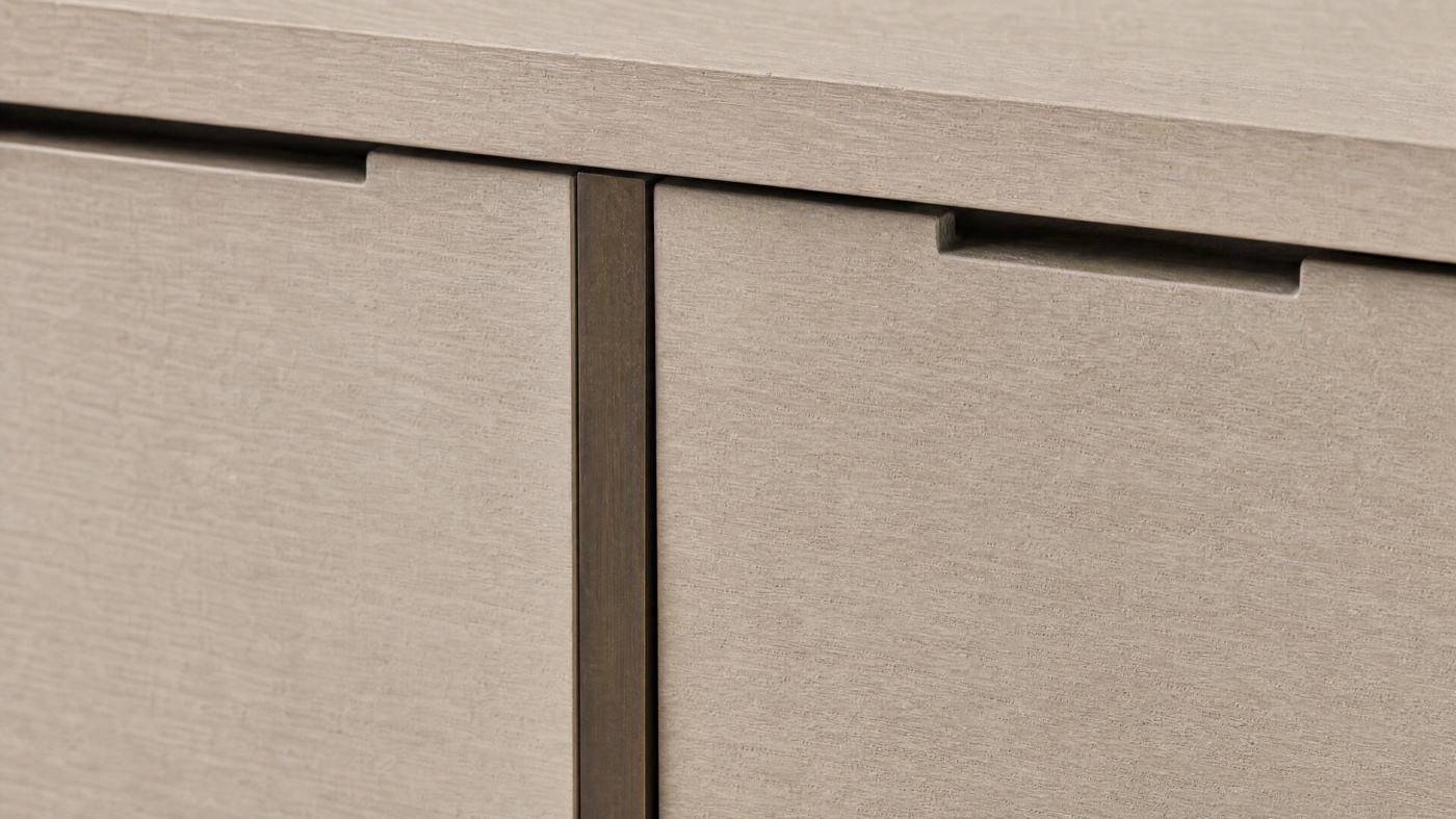 Rail Low Case — the signature.