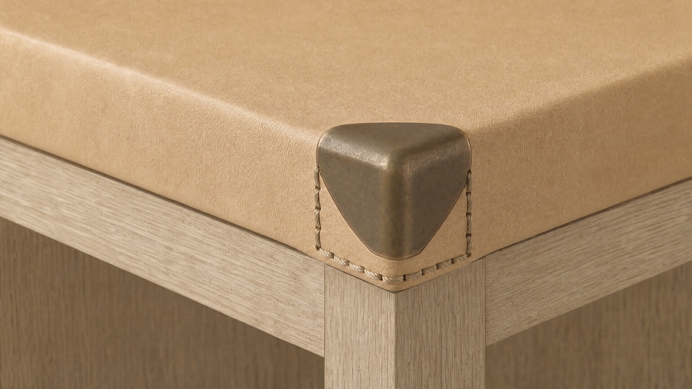 Trunk Desk — the leg.