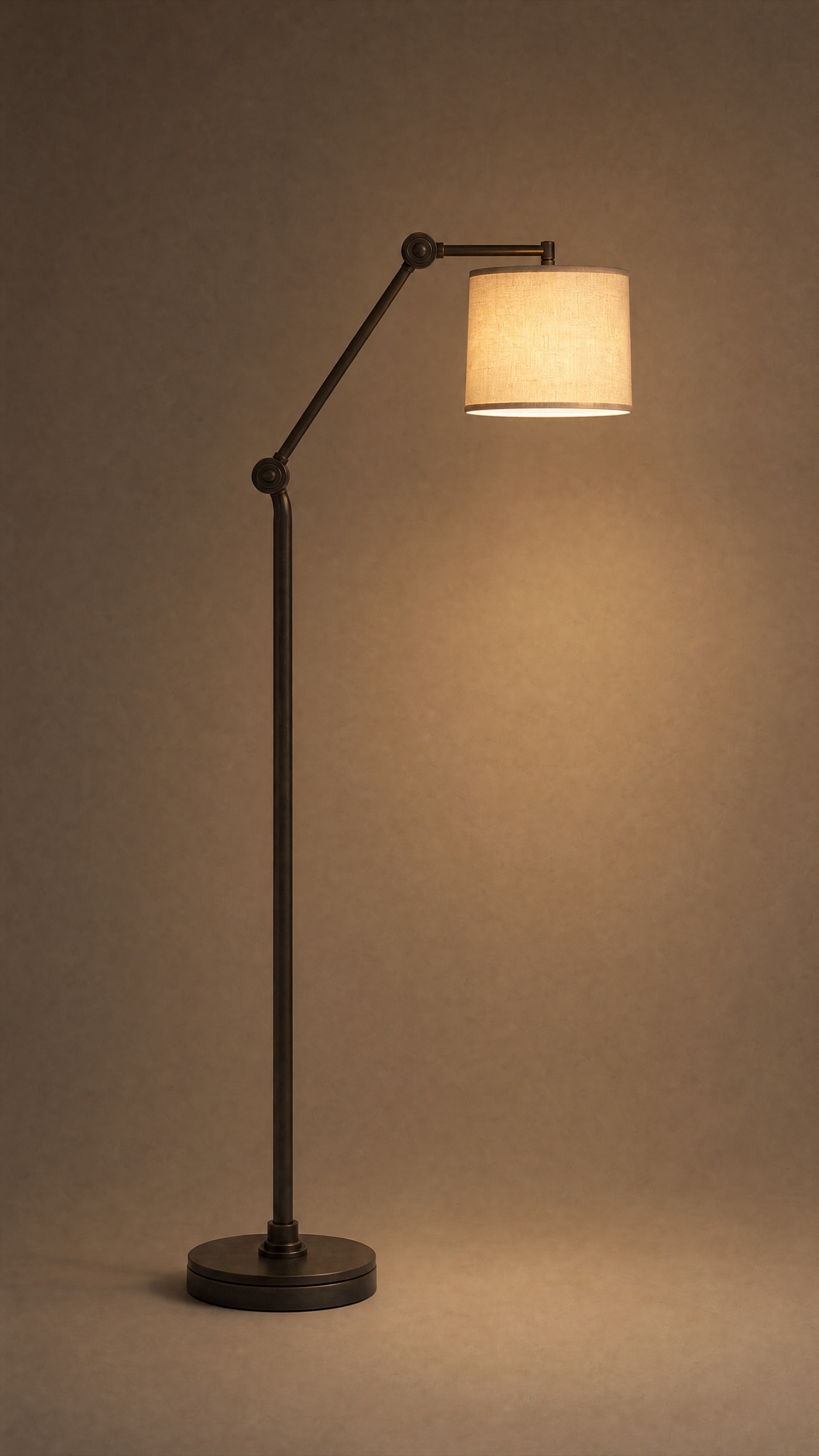 Knuckle Lamp — lit.
