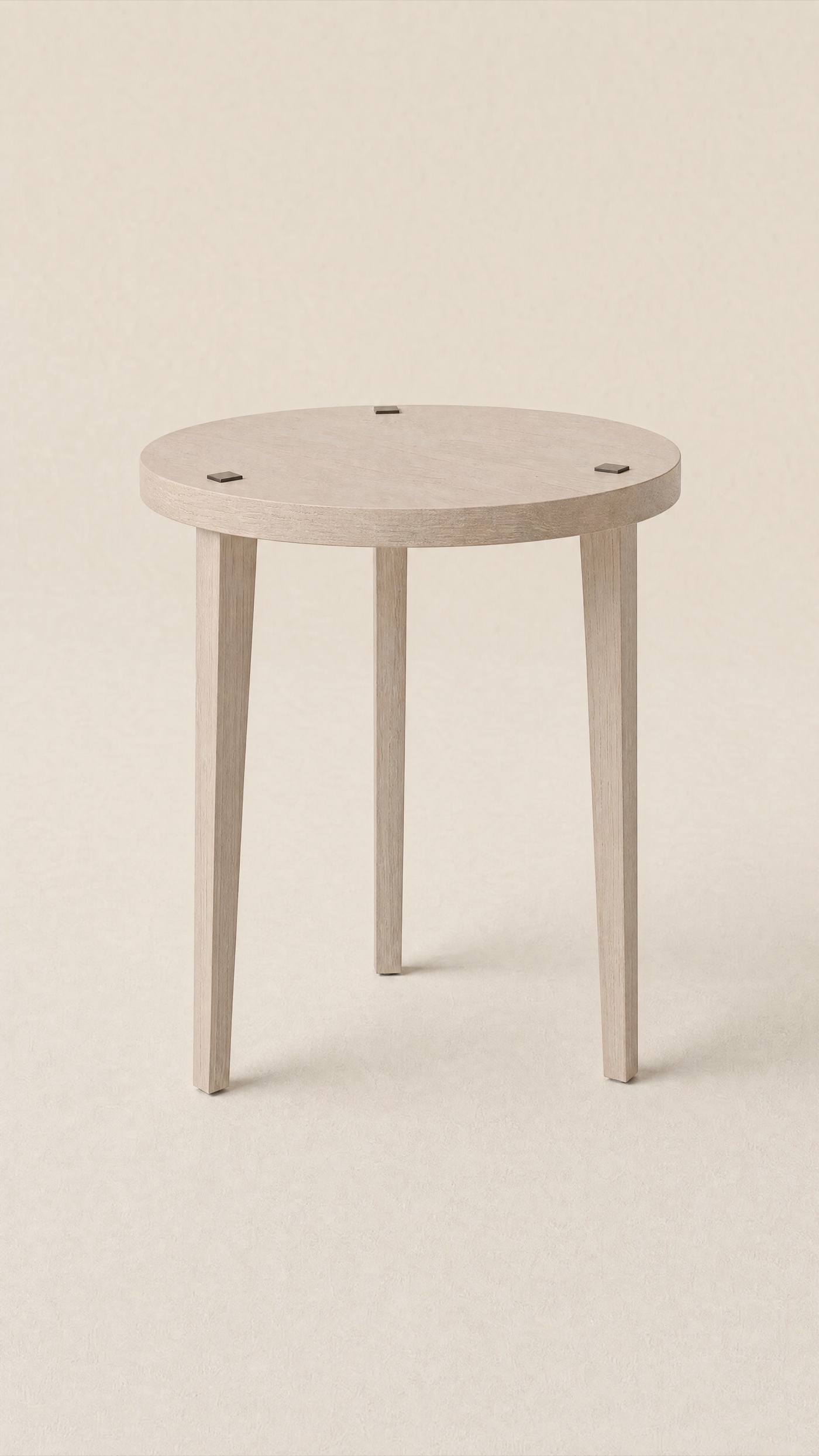 Anchor Table — three-quarter.
