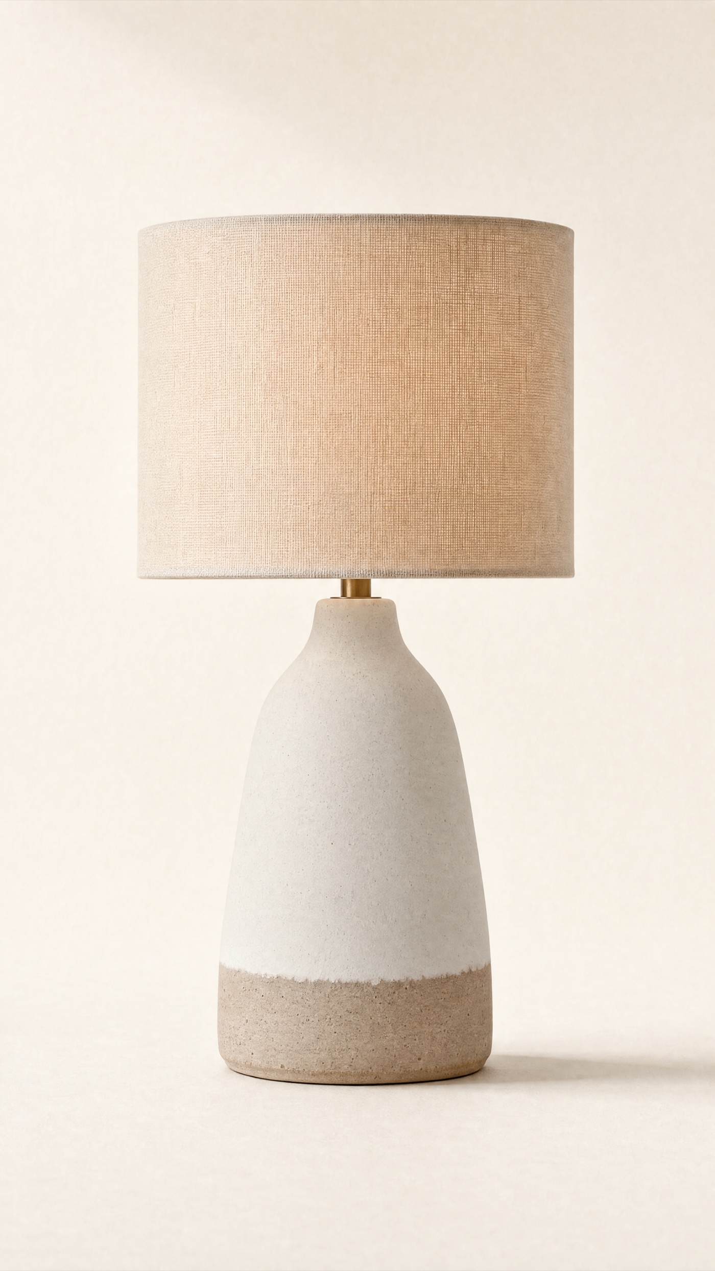 Shoulder Lamp — the full studio frame.