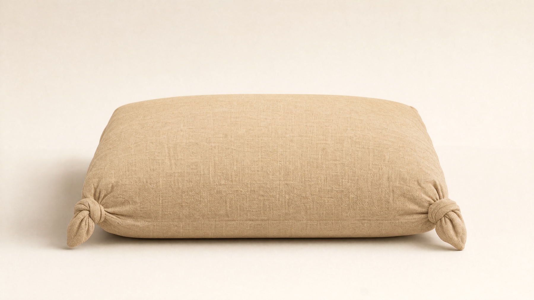 Knot Cushion